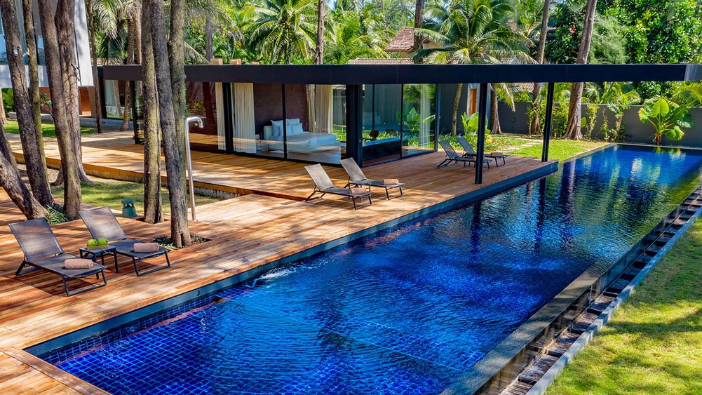 Grand Villa Noi - Glistening pool